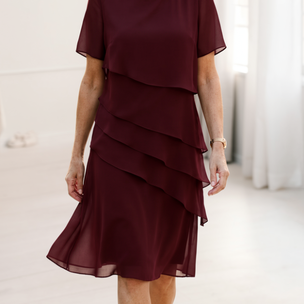 Juliette | Elegant Flowing Dress with Ruffles