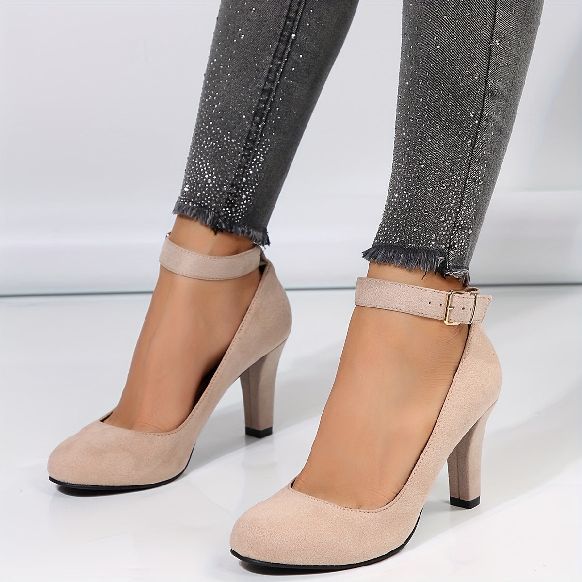 Ava | Elegance High Comfort Light Dress