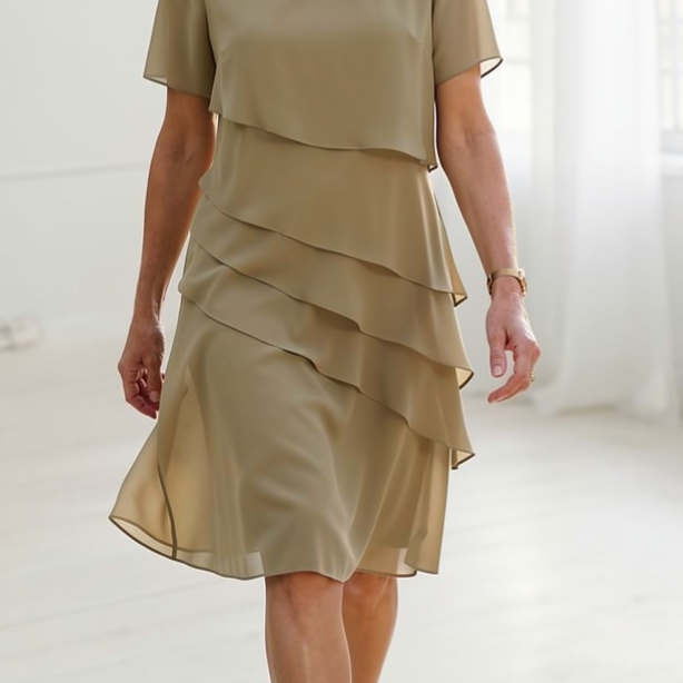 Juliette | Elegant Flowing Dress with Ruffles