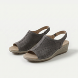 Hazel – Quiet Refinement in Soft Gray